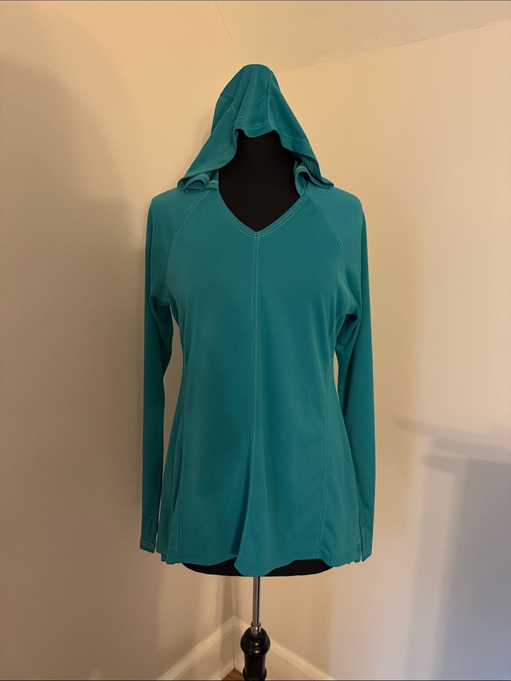 Kuhl Mountain Culture Teal Hooded V-Neck Pullover EUC Size L